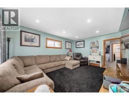 19 Broadway Street, Lambton Shores, ON N0N1J0 Photo 13