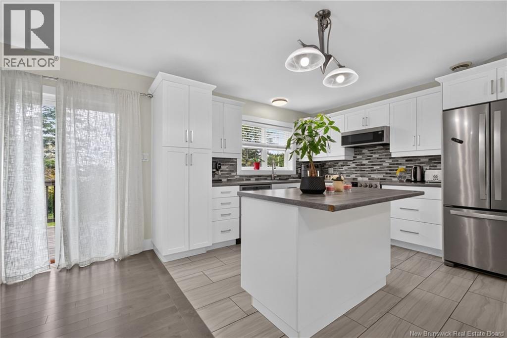 1042 Elmwood Drive - Image 22