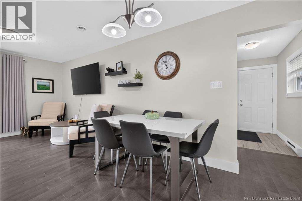 1042 Elmwood Drive - 25