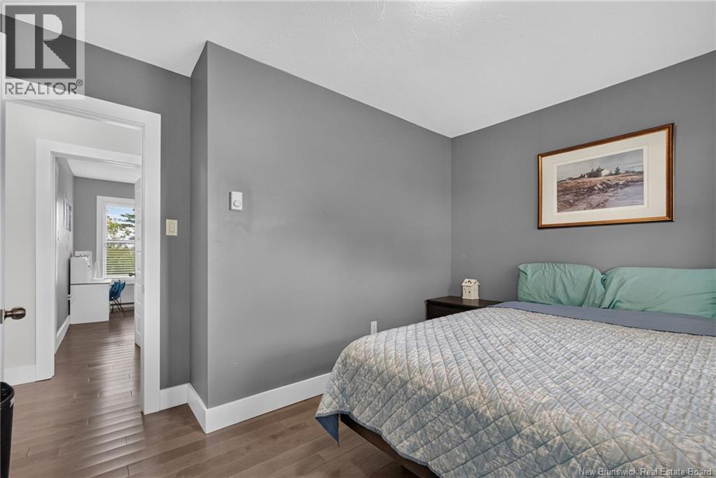 1042 Elmwood Drive - Image 32