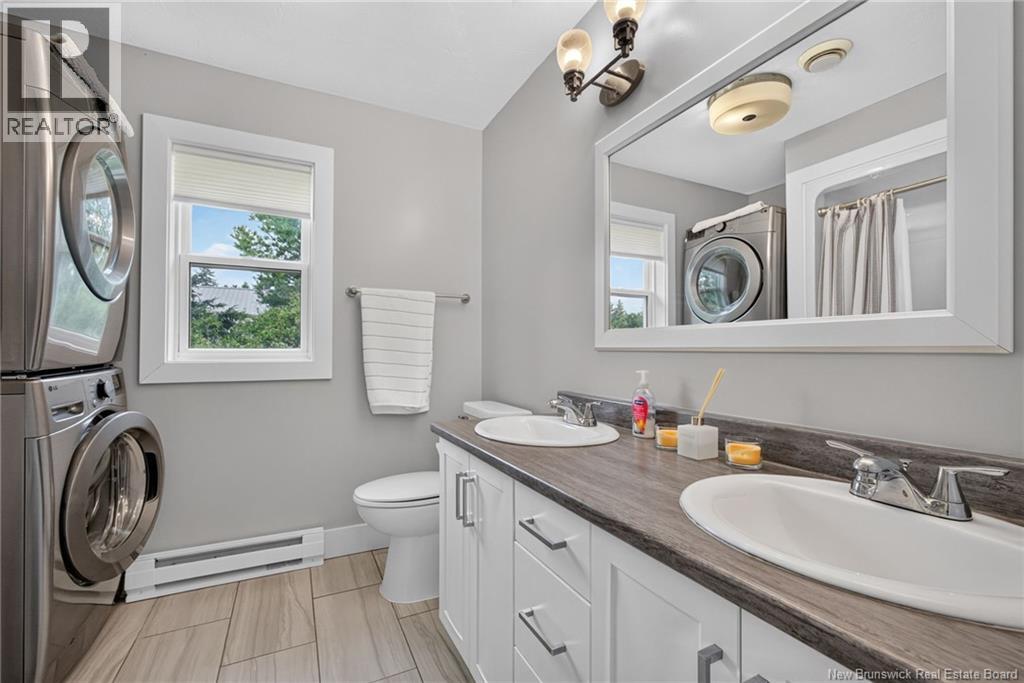 1042 Elmwood Drive - 33