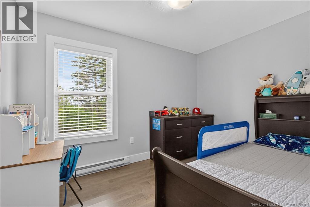 1042 Elmwood Drive - Image 35