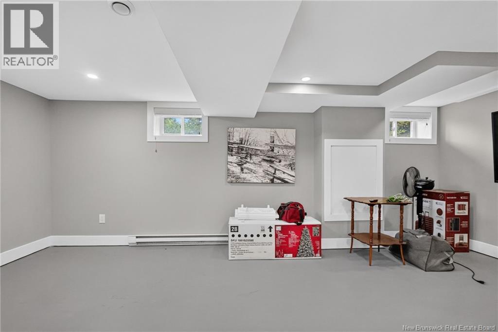 1042 Elmwood Drive - Image 37