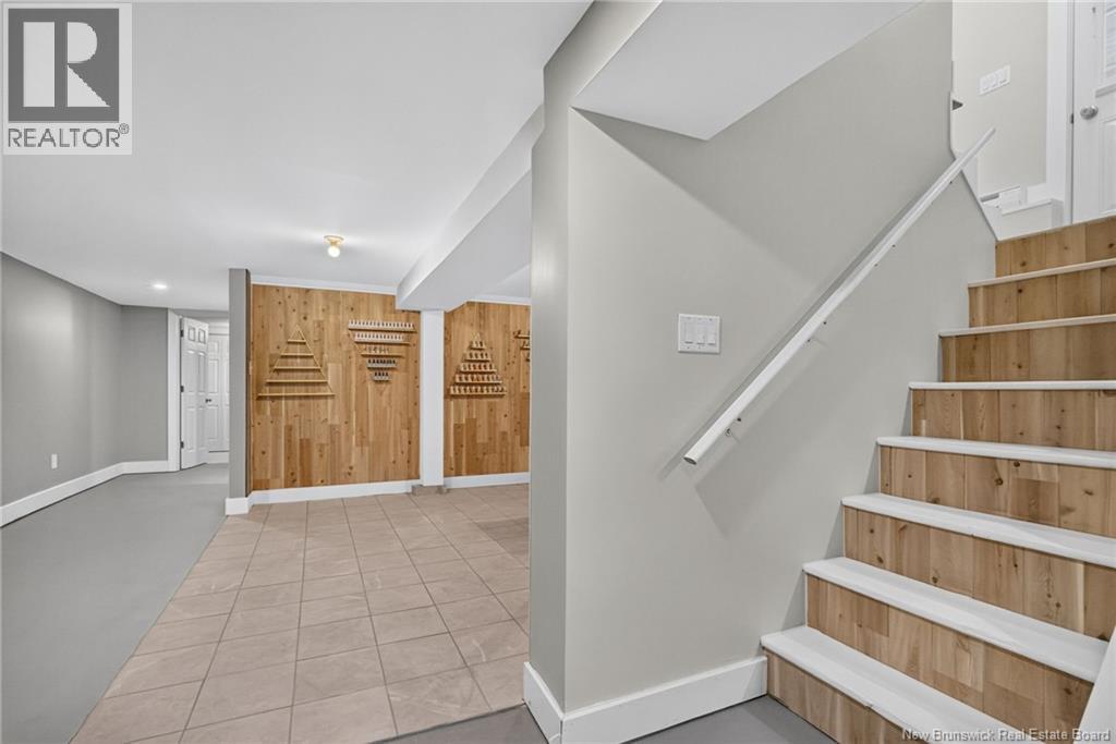 1042 Elmwood Drive - Image 38
