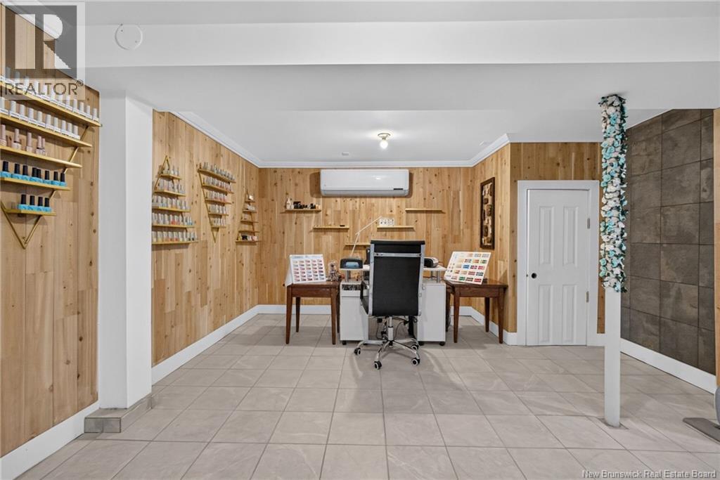 1042 Elmwood Drive - 40