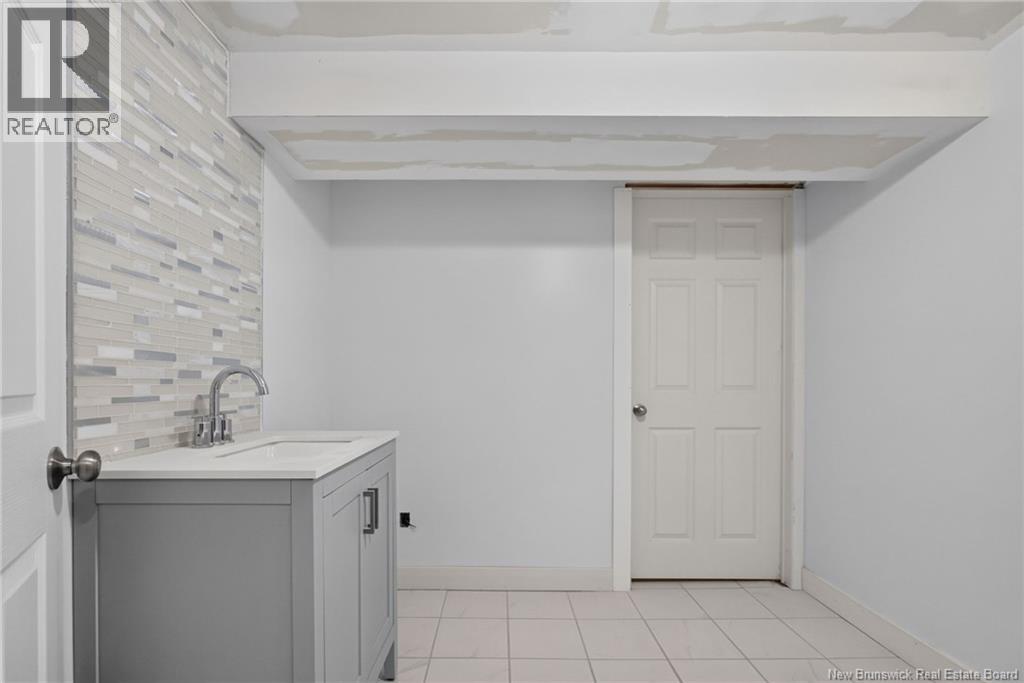 1042 Elmwood Drive - 41