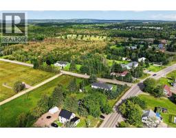 1042 Elmwood Drive, photo 14
