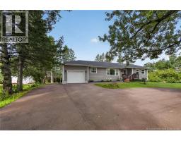 1042 Elmwood Drive, photo 2
