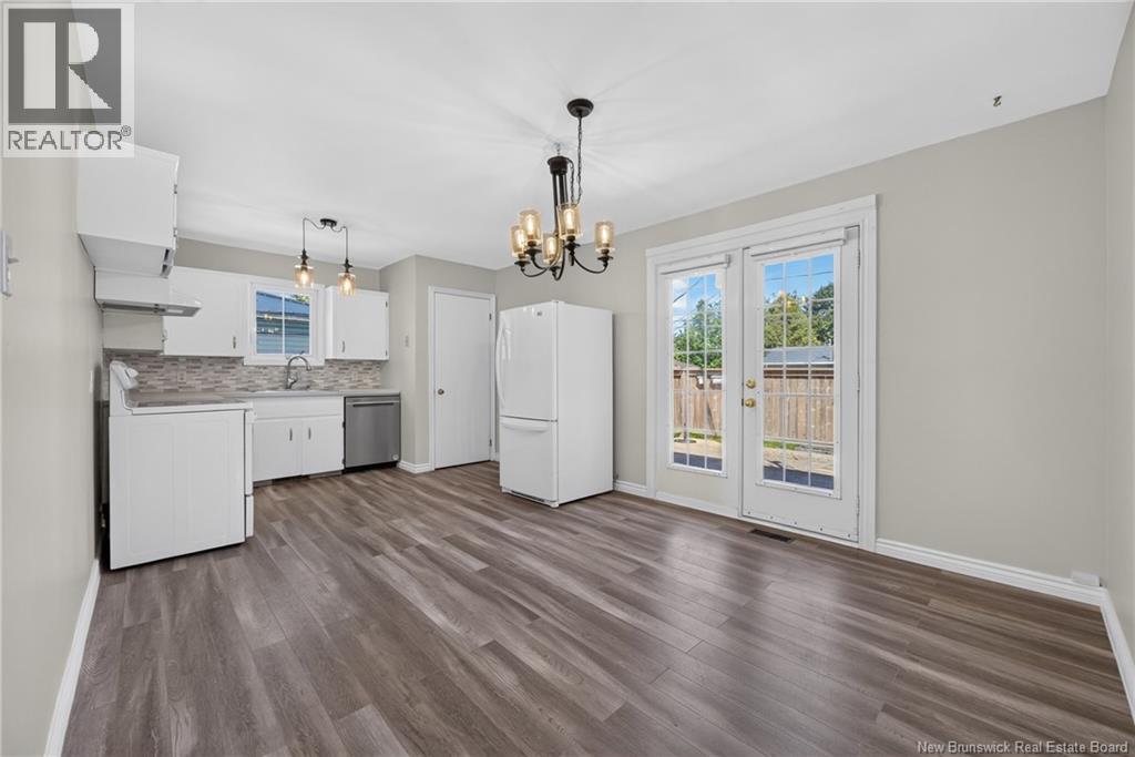 22 Pembroke Crescent - 16
