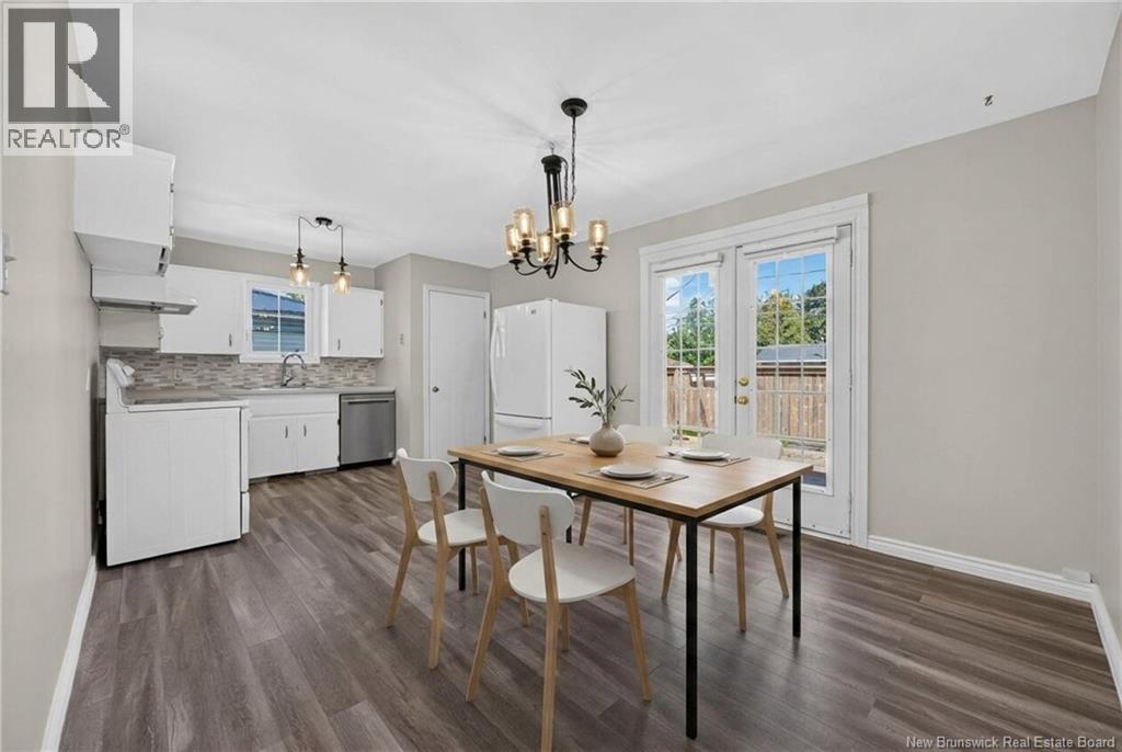 22 Pembroke Crescent - 17