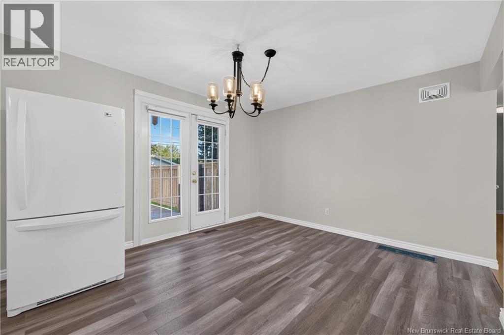 22 Pembroke Crescent - Image 19