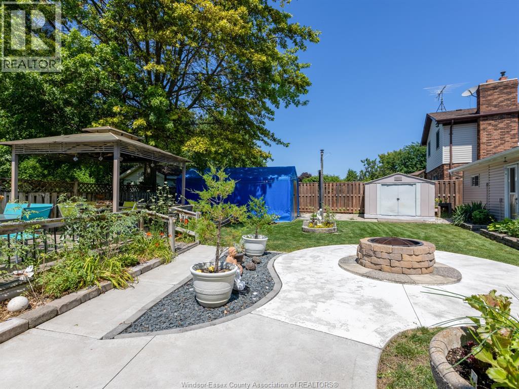 576 RICHMOND STREET - Image 39