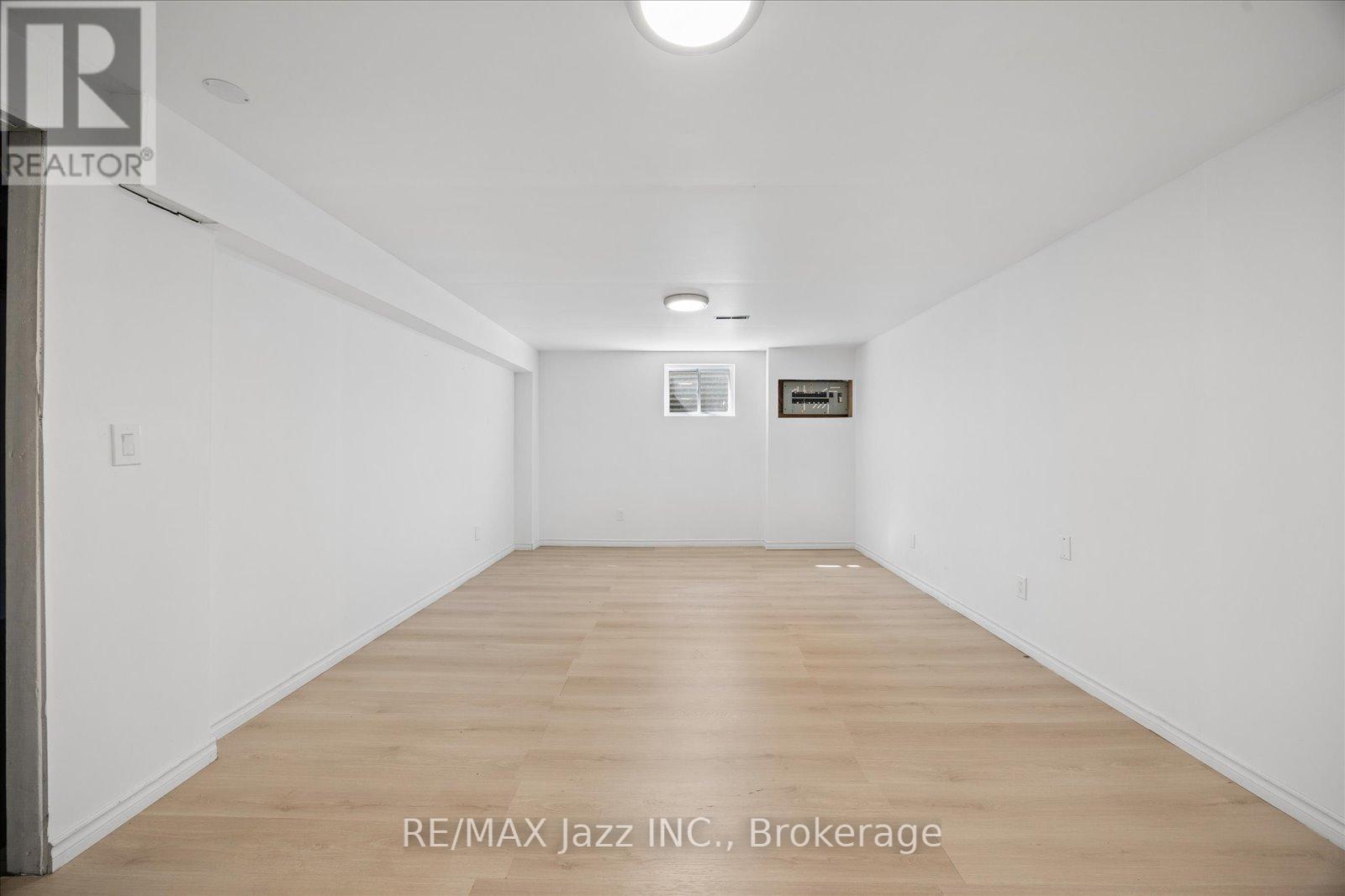 243 ACADIA DRIVE - Image 12