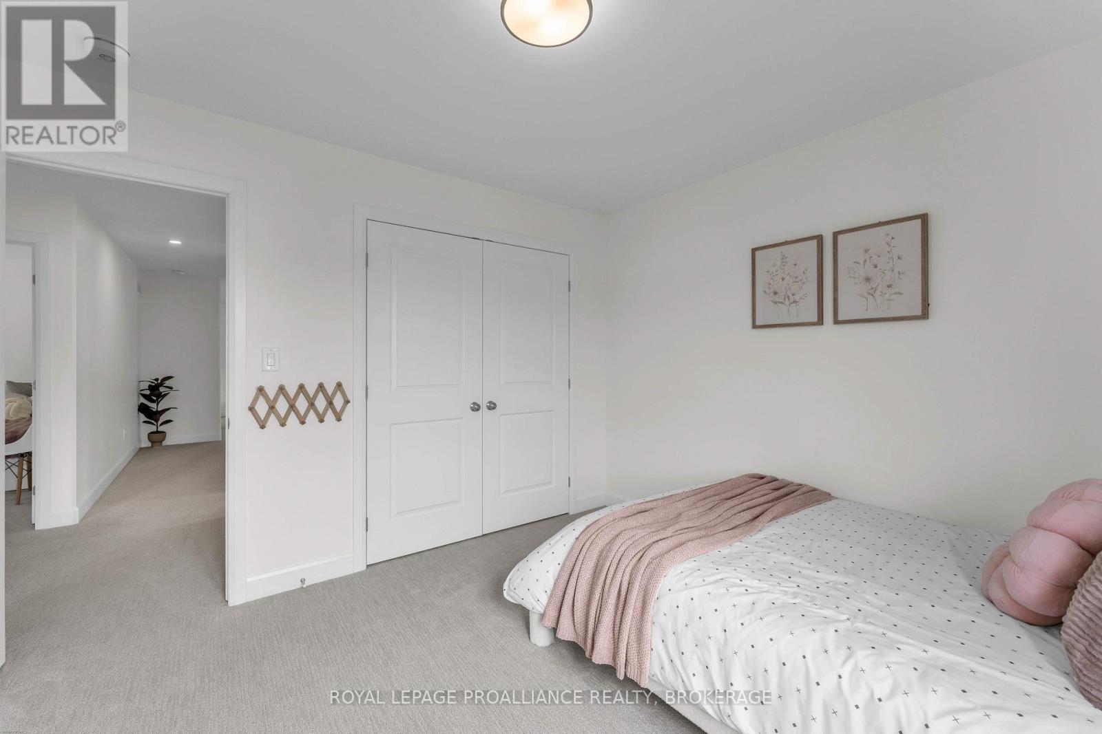 24 WALDEN POND DRIVE - 35