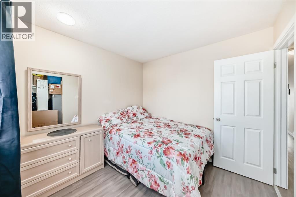 3221 32A Avenue SE - 20