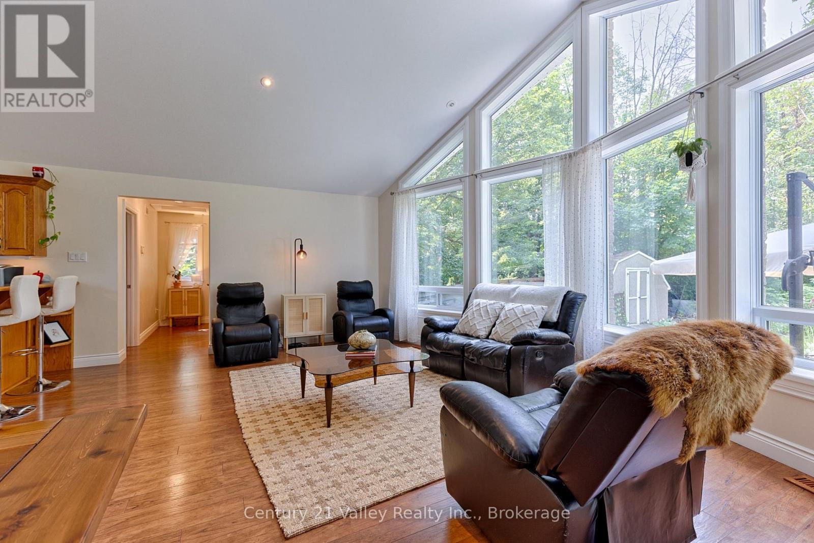 1514 WHITTON ROAD - 14