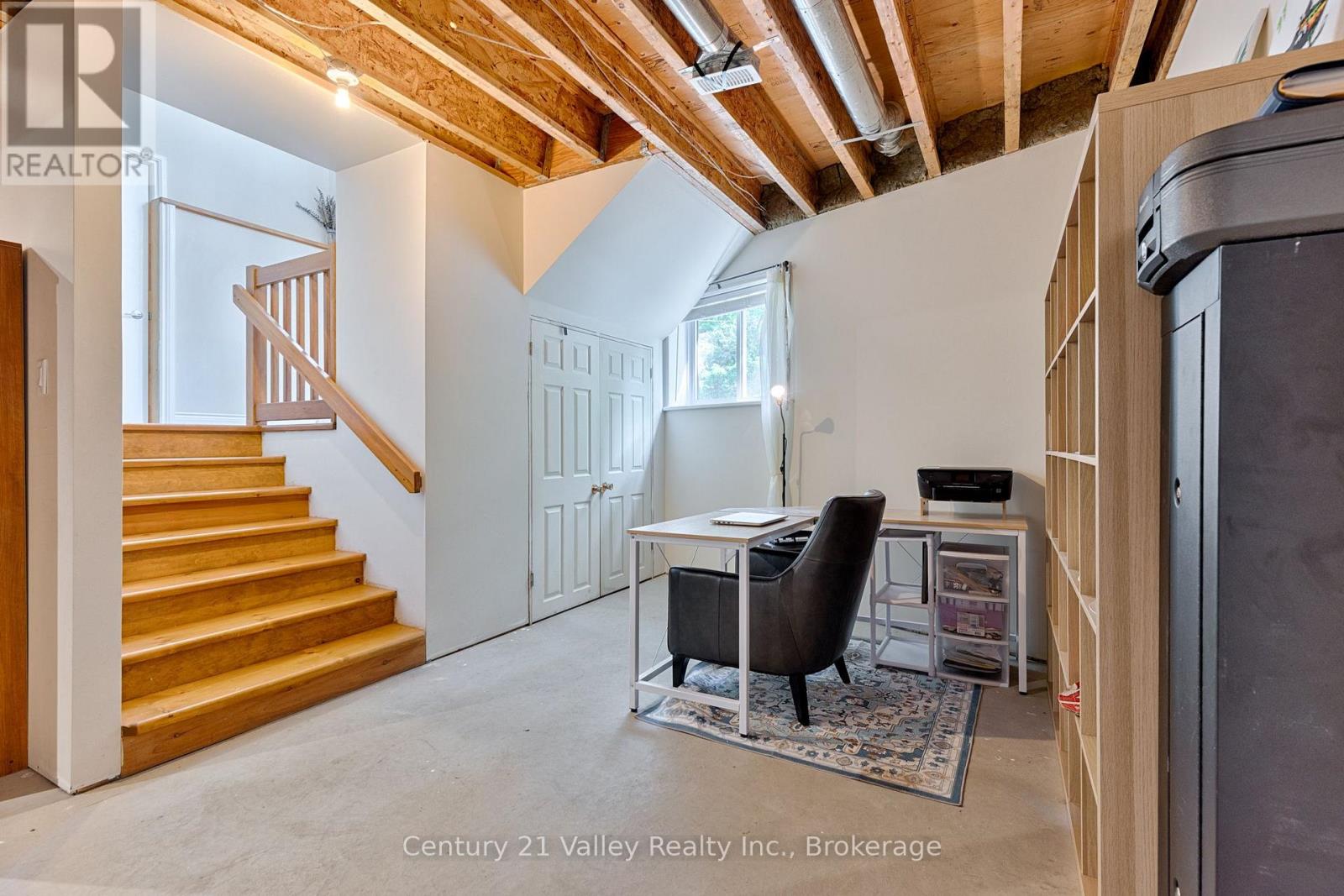 1514 WHITTON ROAD - 30