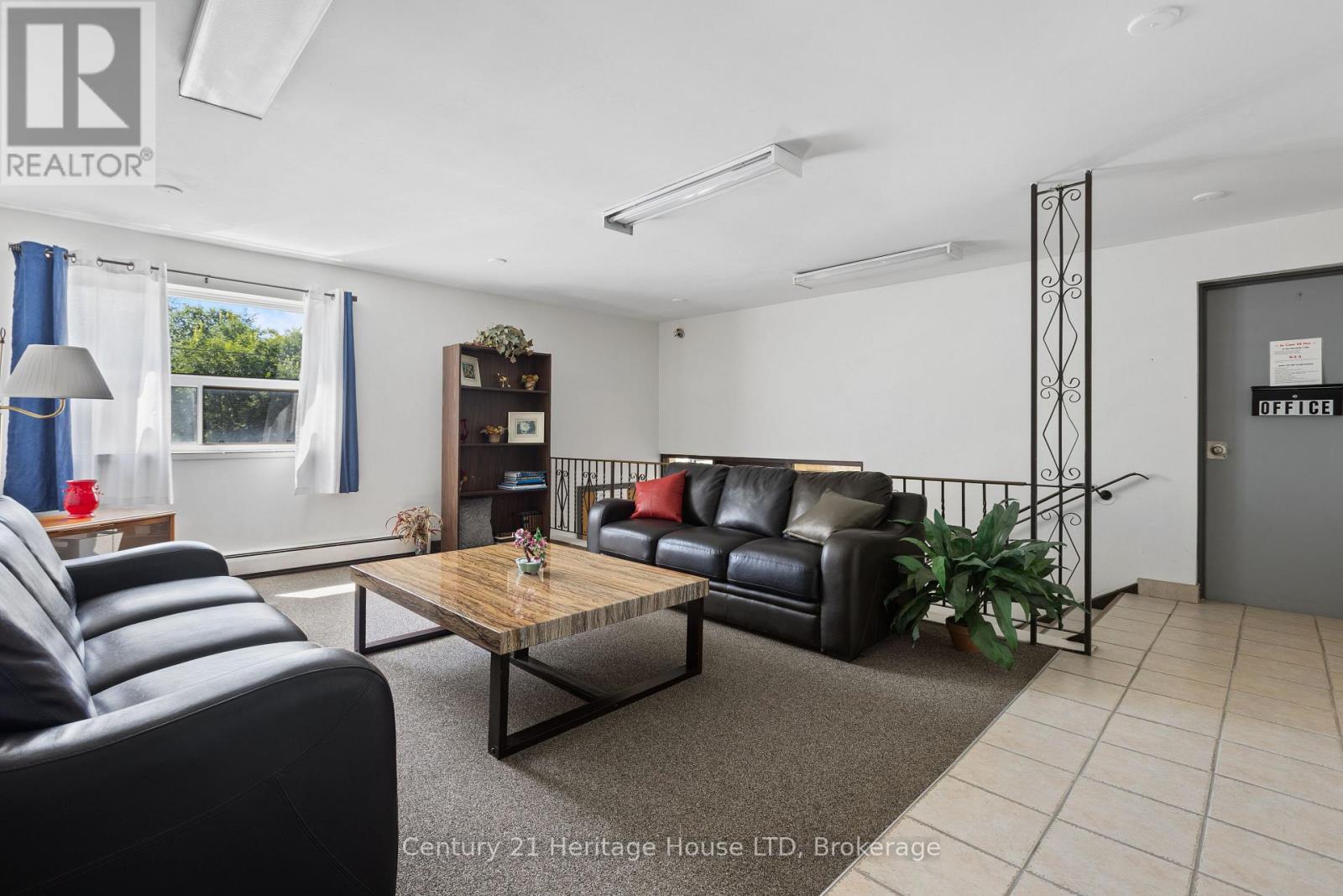 #109 242 OAKDALE AVENUE - 2