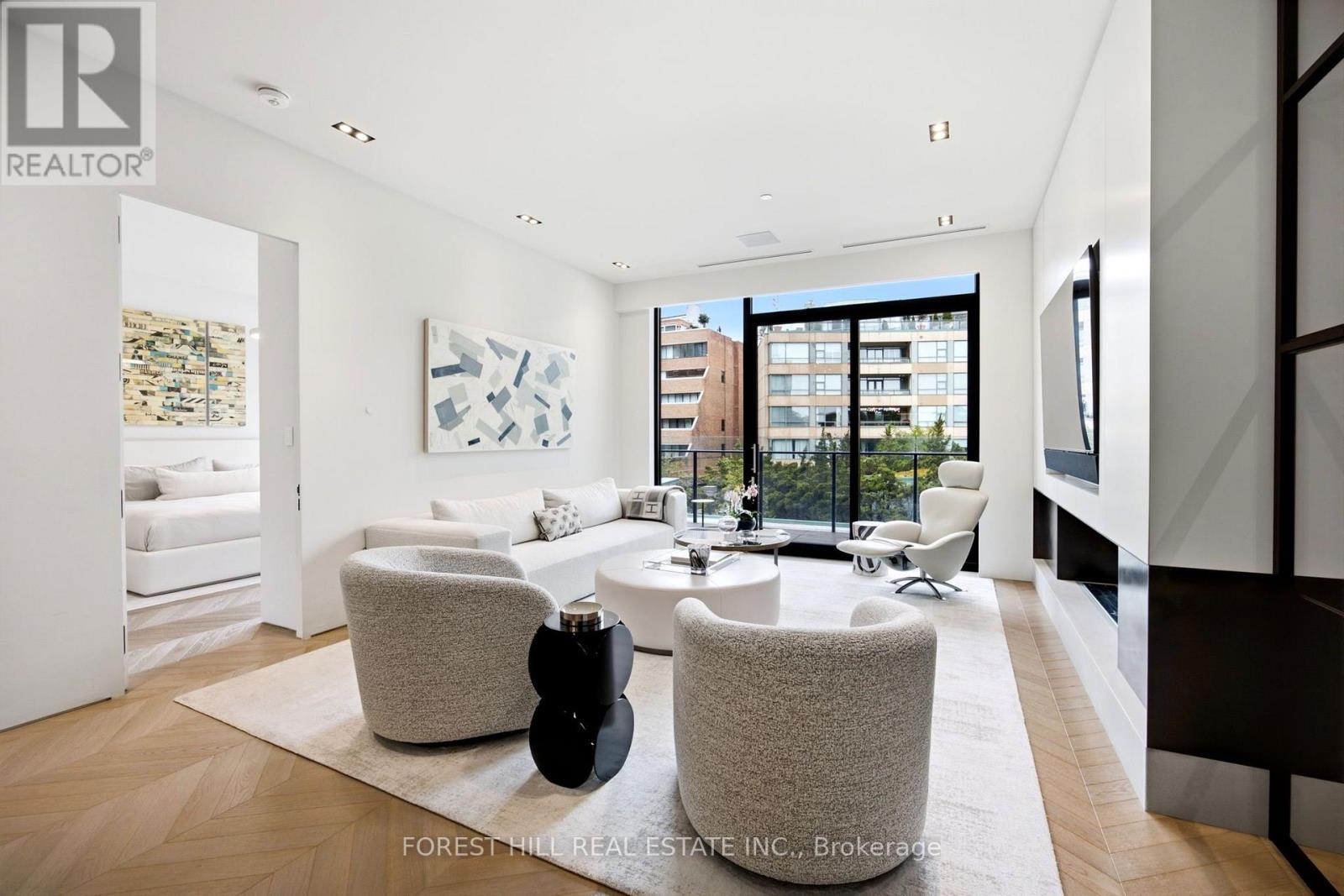 #4C 36 HAZELTON AVENUE - 15