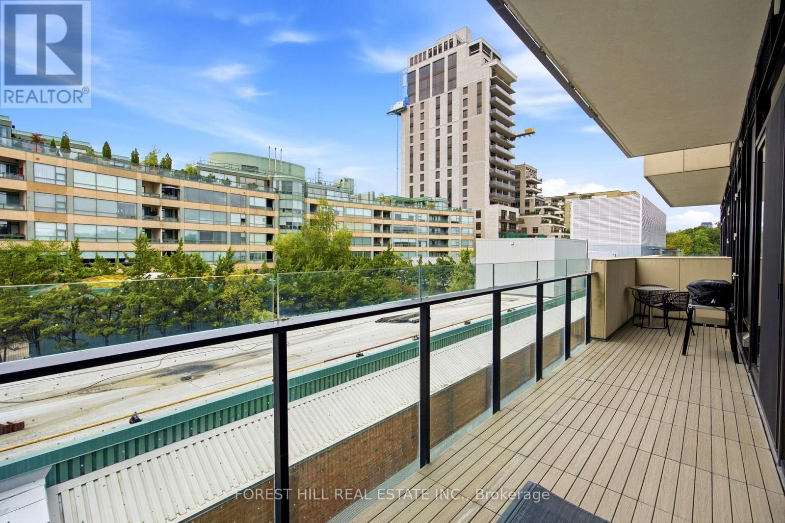 #4C 36 HAZELTON AVENUE - 19
