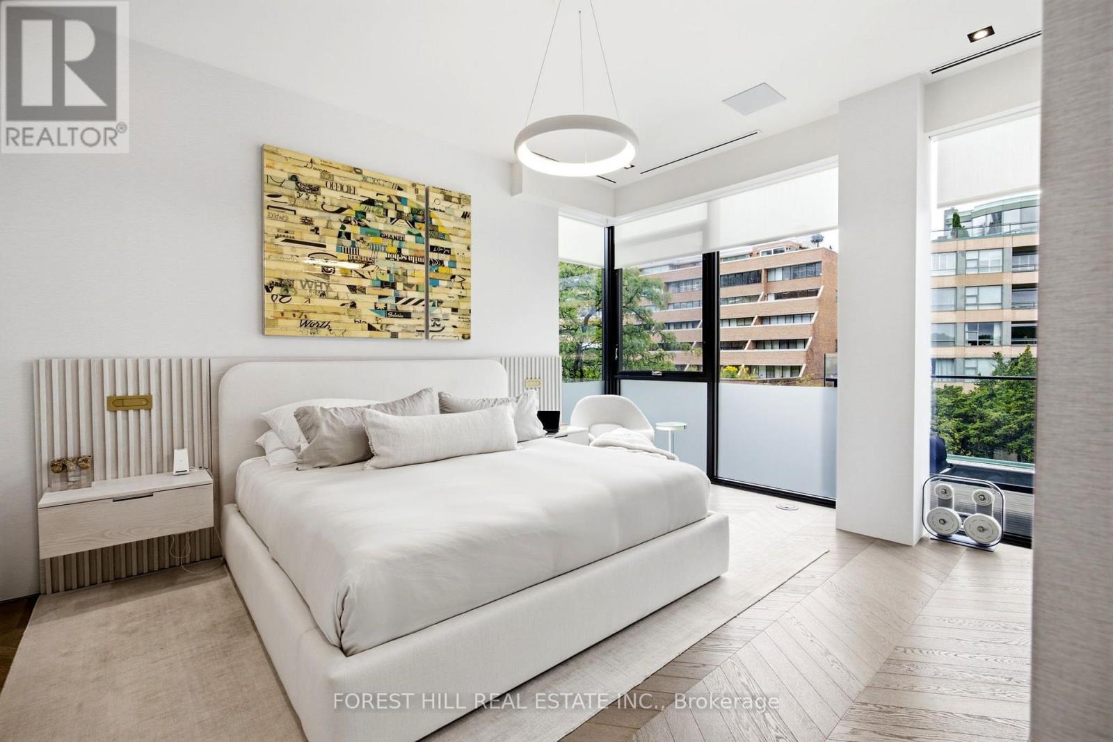 #4C 36 HAZELTON AVENUE - Image 28
