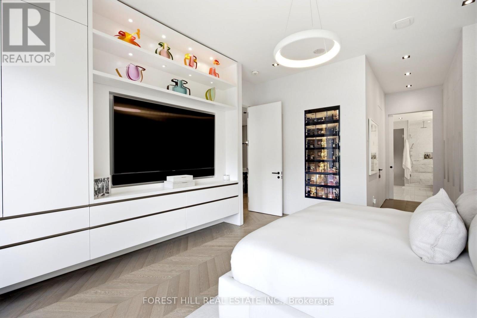 #4C 36 HAZELTON AVENUE - Image 30