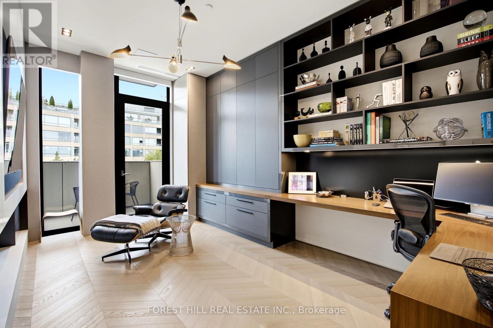 #4C 36 HAZELTON AVENUE - 37