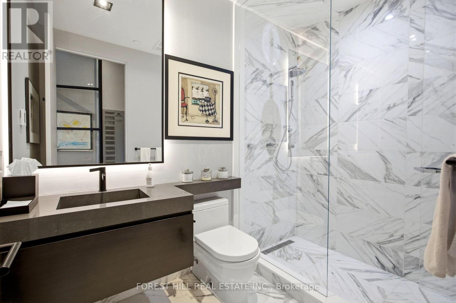 #4C 36 HAZELTON AVENUE - 41