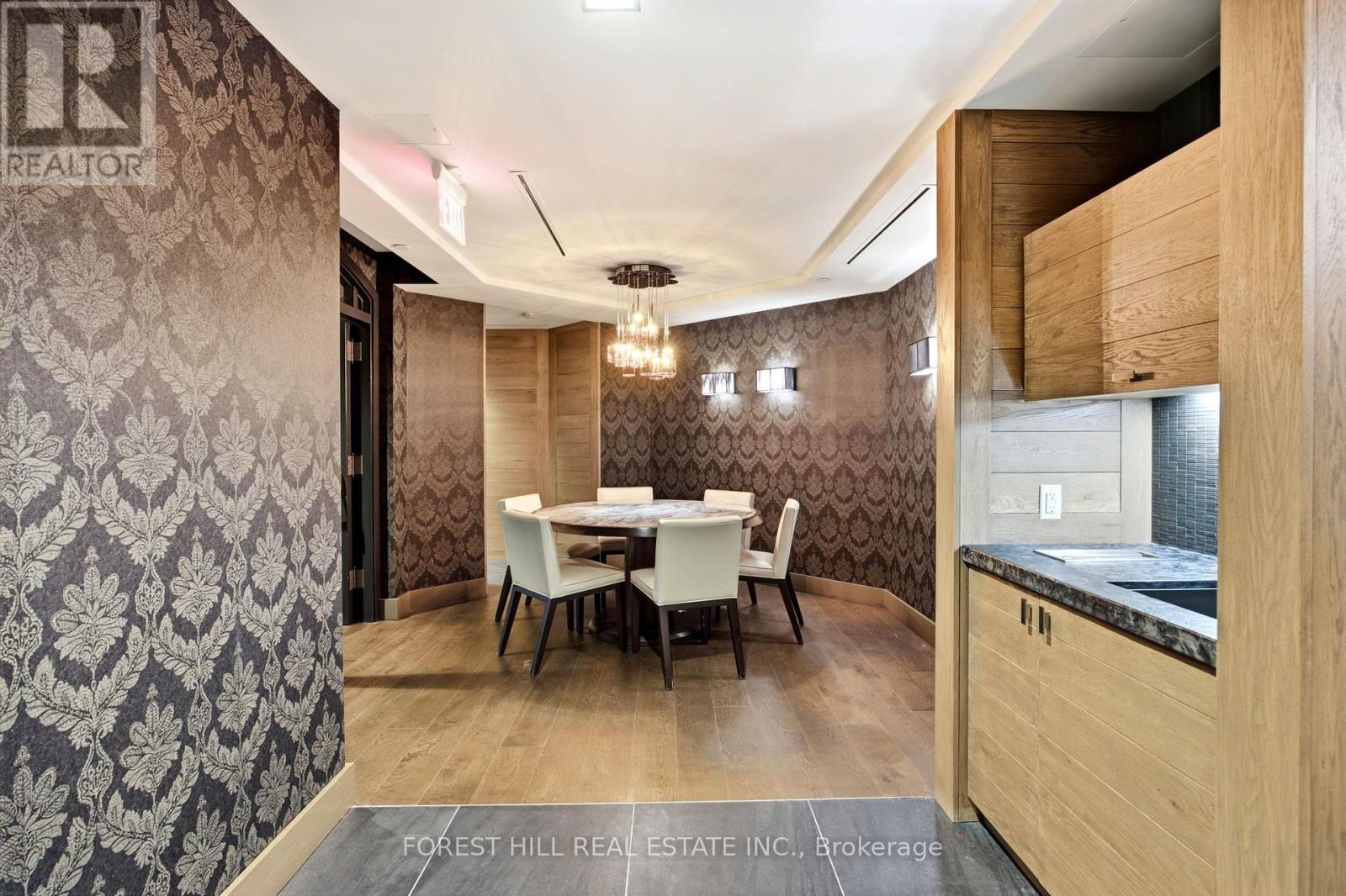#4C 36 HAZELTON AVENUE - Image 46