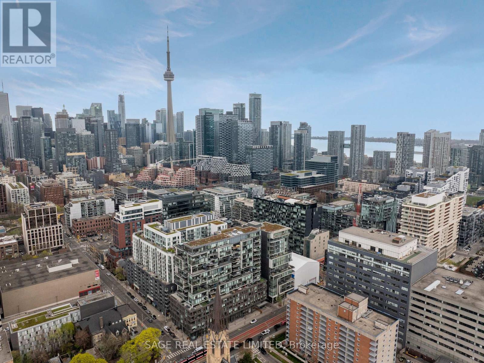 #914 95 BATHURST STREET - 15