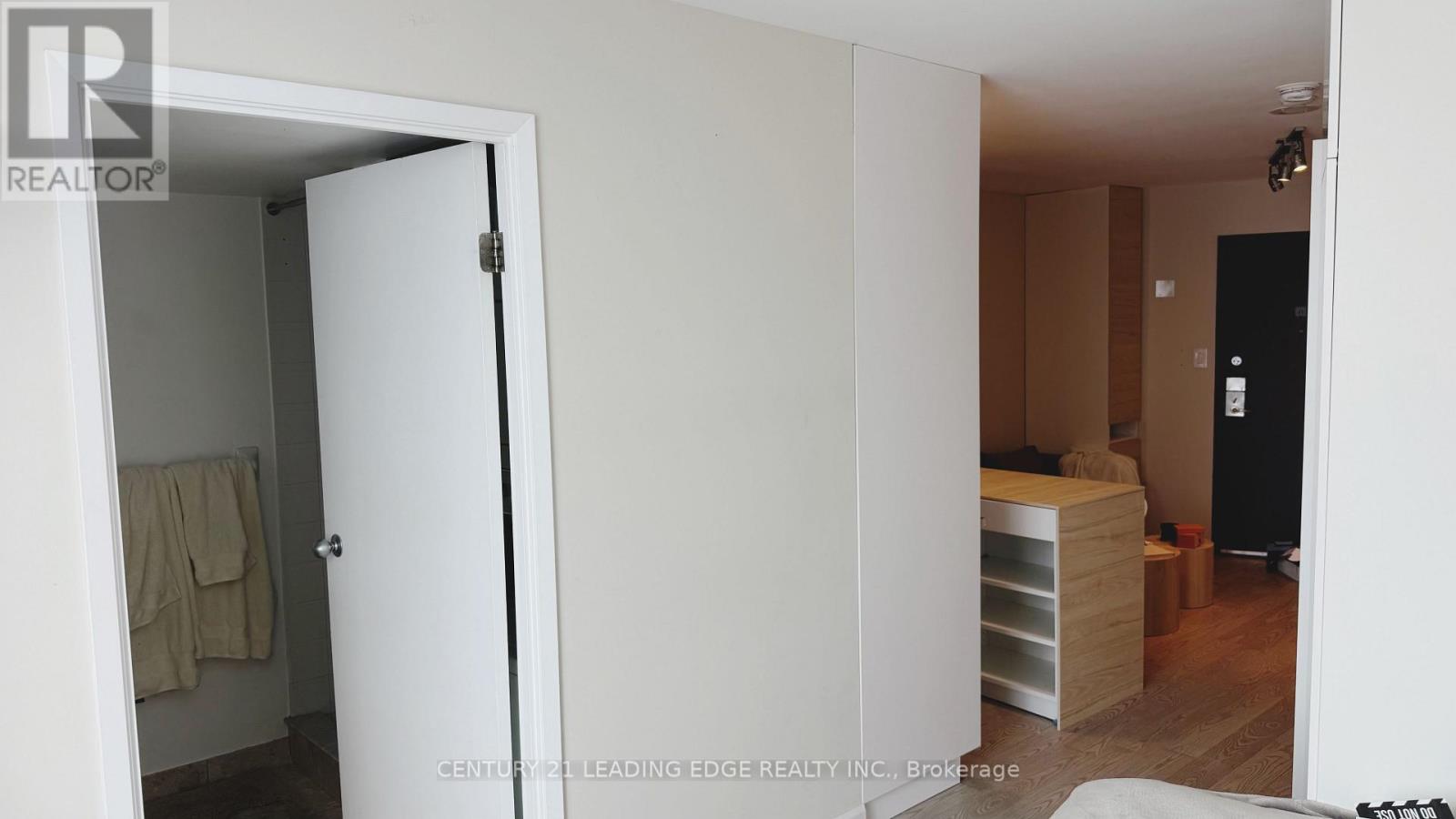 #1821 650 QUEENS QUAY W - 10