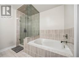 32 - 3905 Major Mackenzie Drive, Vaughan, ON L4H4J9 Photo 25