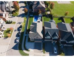 79 Chaiwood Court, Vaughan, ON L6A0V9 Photo 11