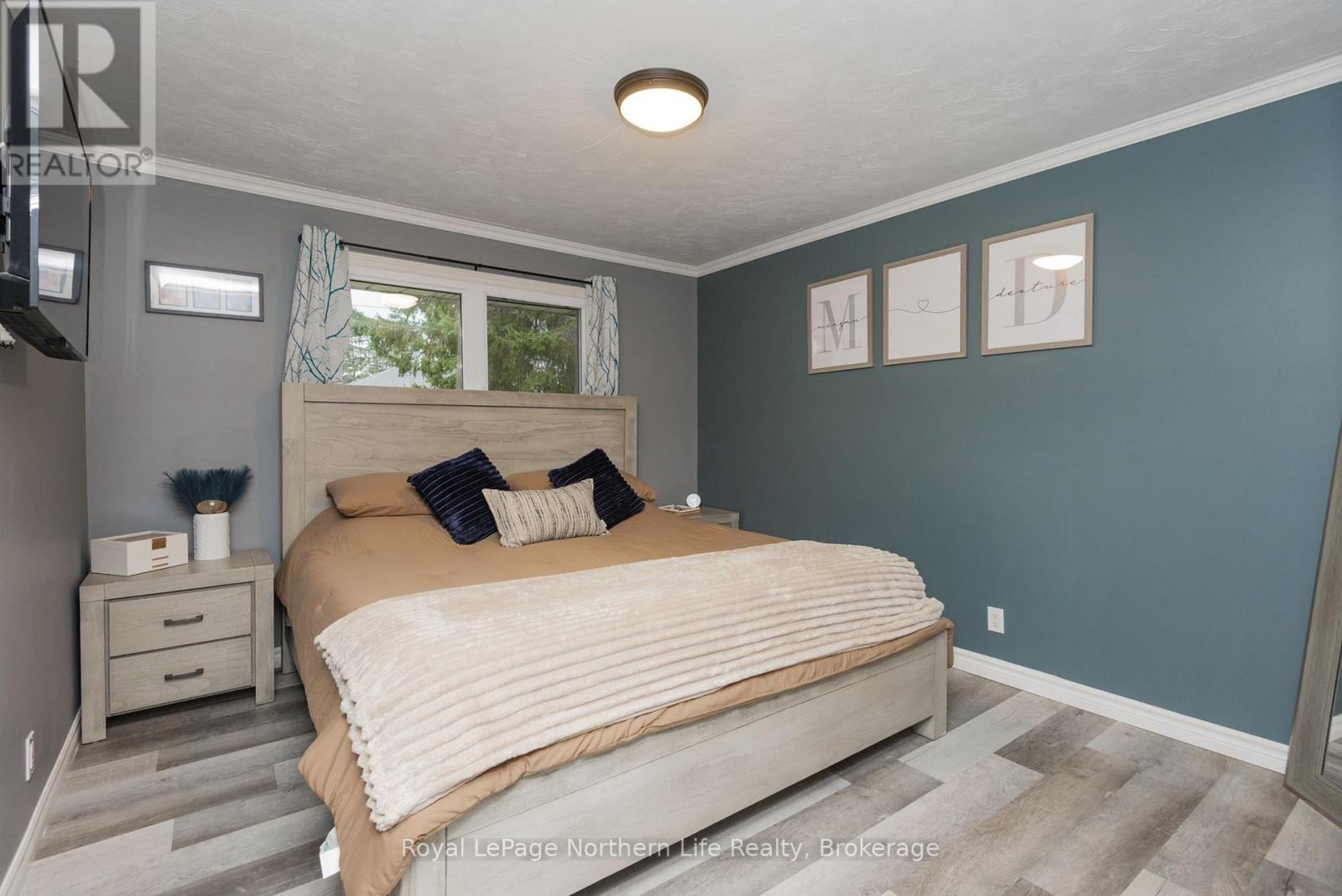 271 EIGHTH STREET - 20