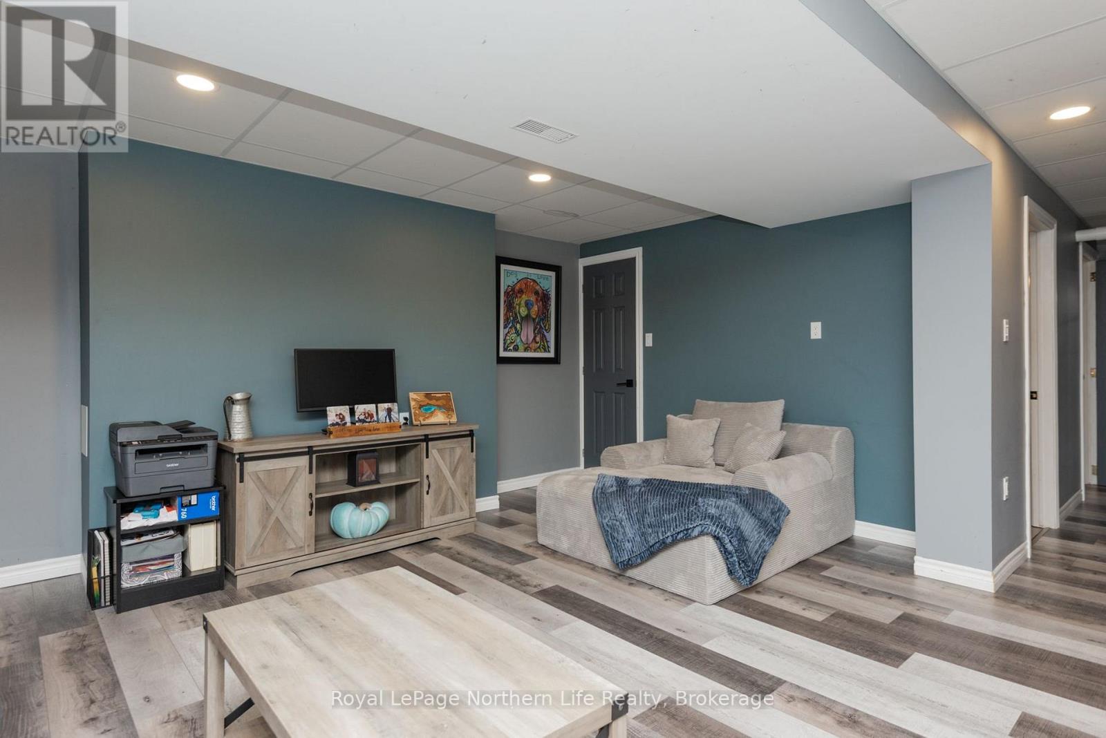 271 EIGHTH STREET - Image 34