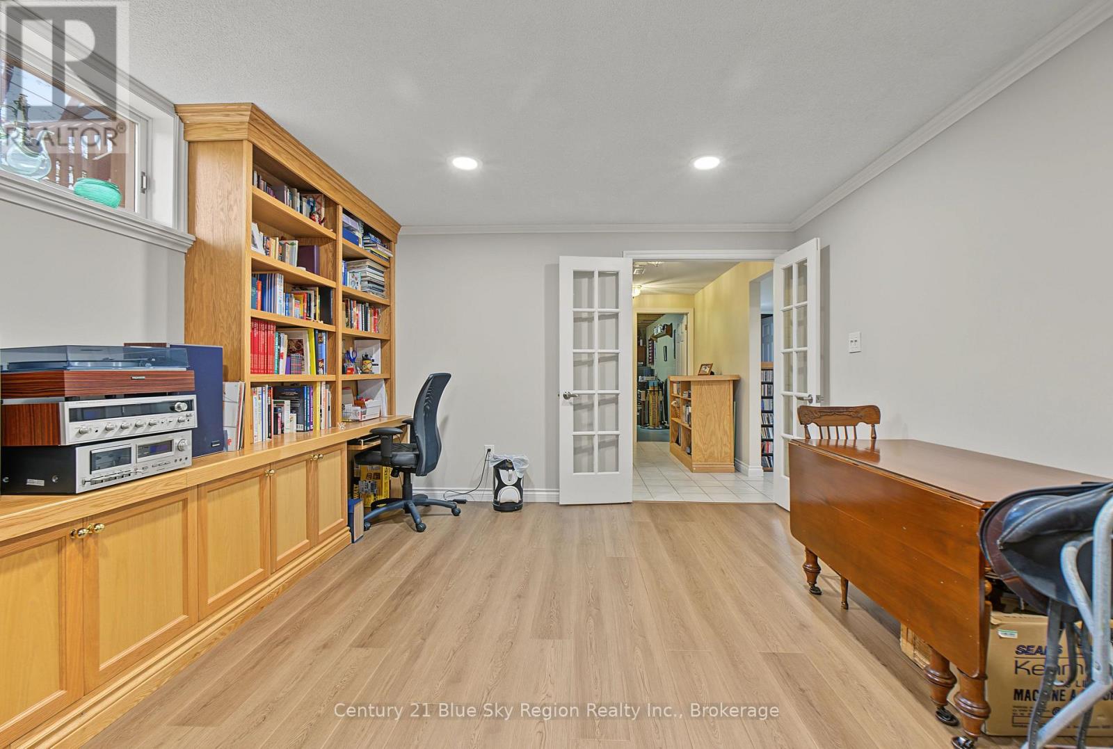 15 ROBINHOOD COURT - Image 36