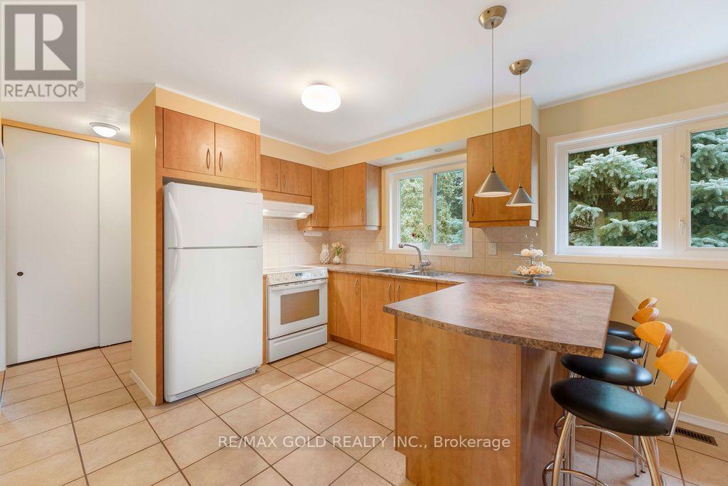 29 CARBERRY CRESCENT - 10