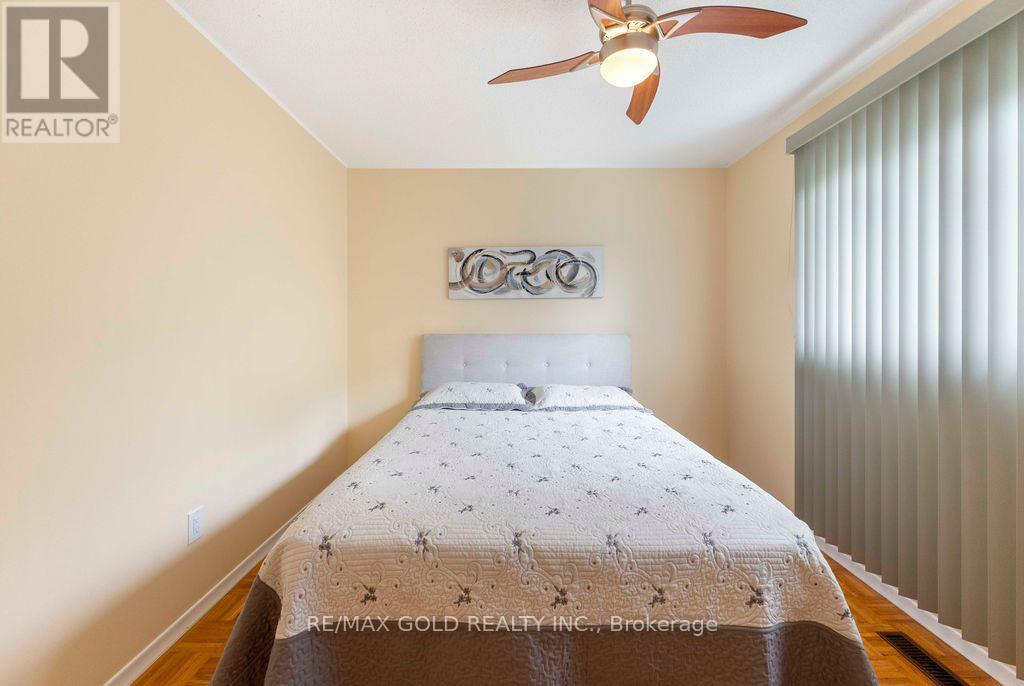 29 CARBERRY CRESCENT - 20