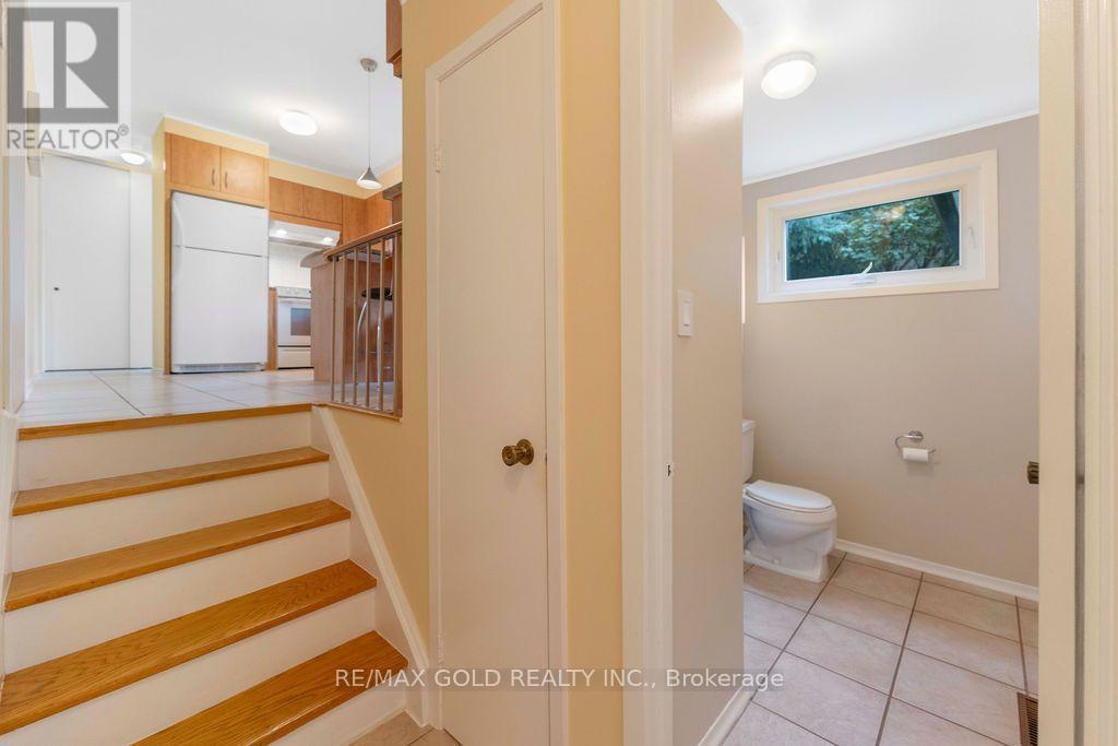 29 CARBERRY CRESCENT - 29