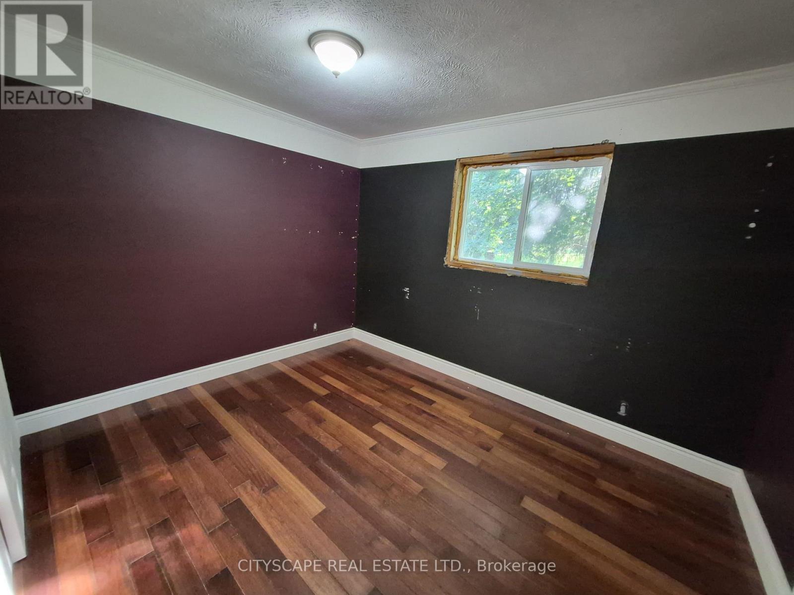 108 GORDON STREET S - Image 21