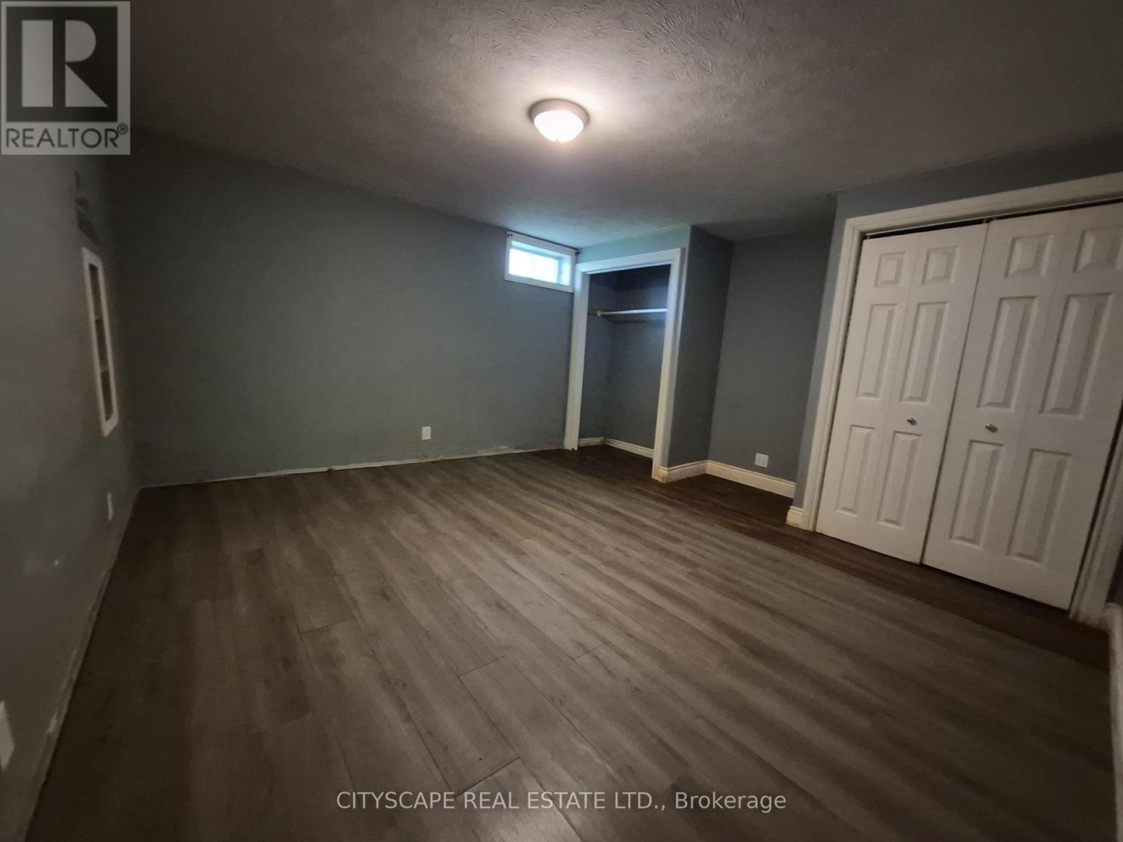 108 GORDON STREET S - Image 25
