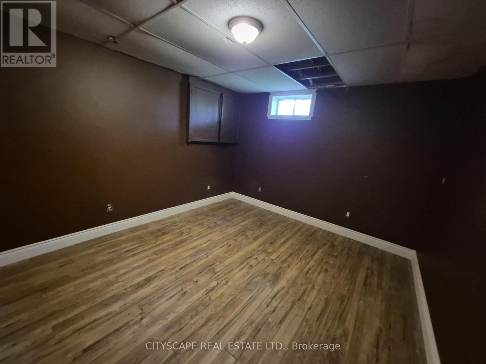 108 GORDON STREET S - Image 28