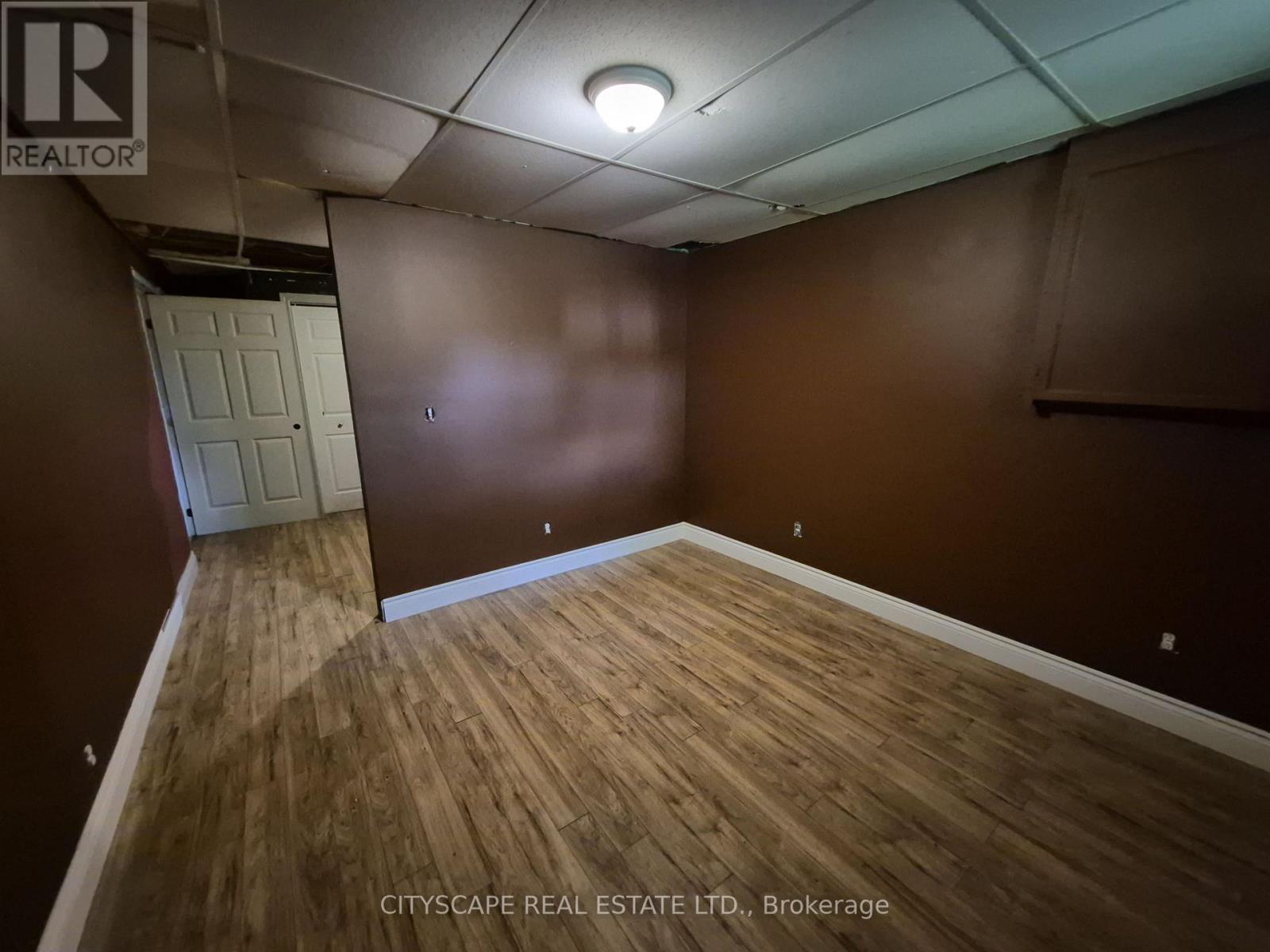 108 GORDON STREET S - Image 29