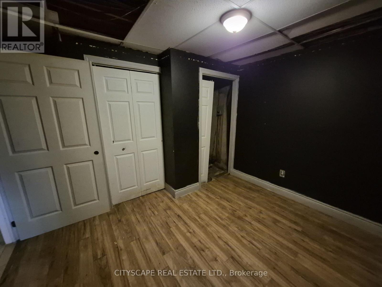 108 GORDON STREET S - Image 30