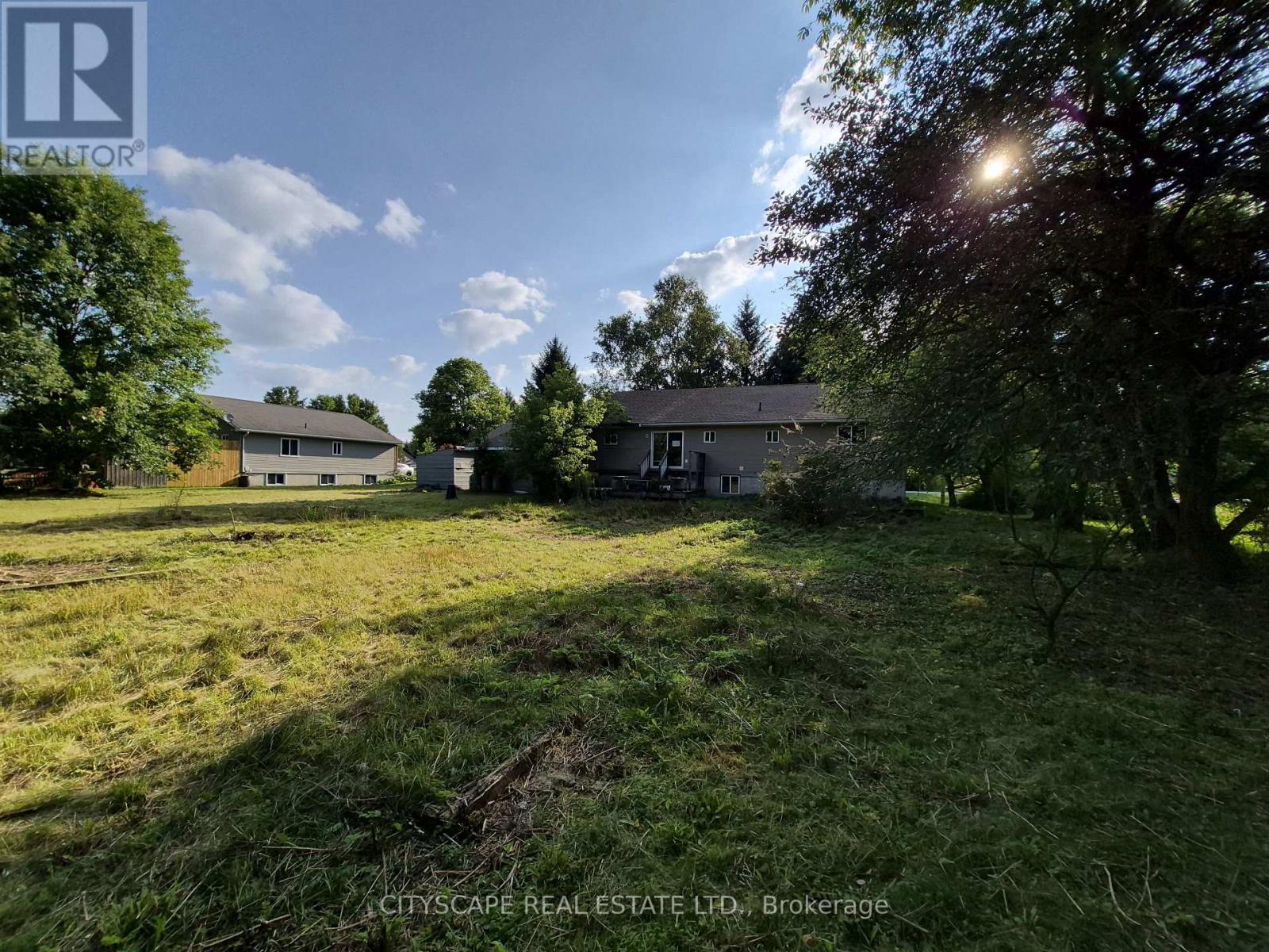 108 GORDON STREET S - 33
