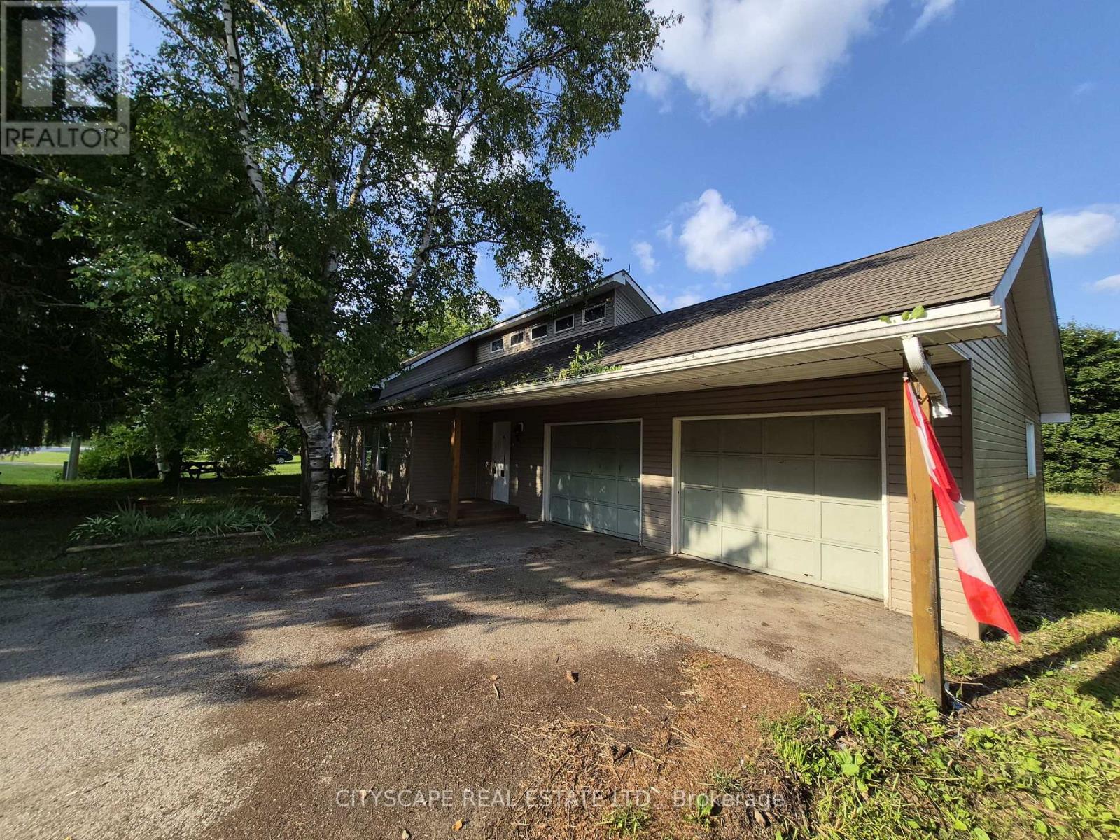108 GORDON STREET S - Image 4