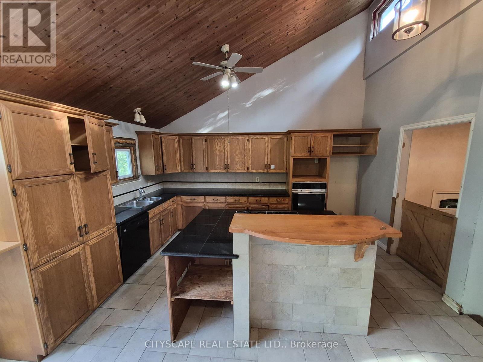 108 GORDON STREET S - Image 9