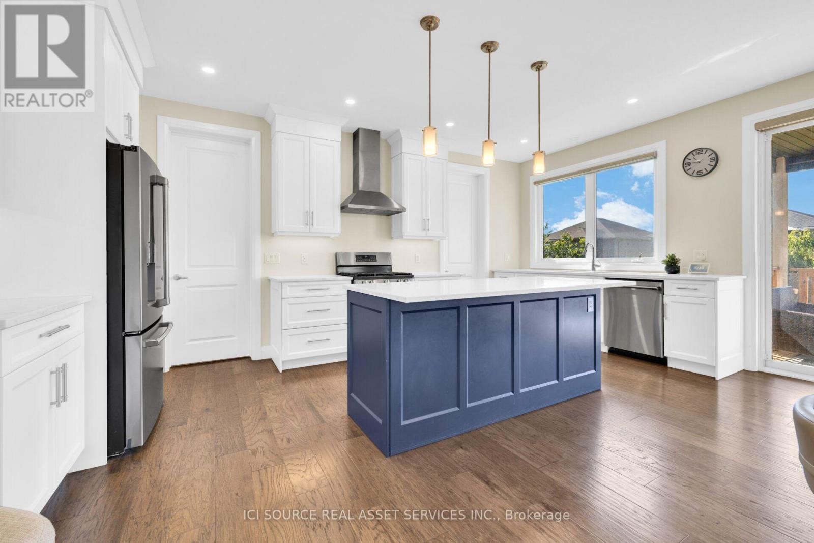 155 WHELAN DRIVE - Image 11