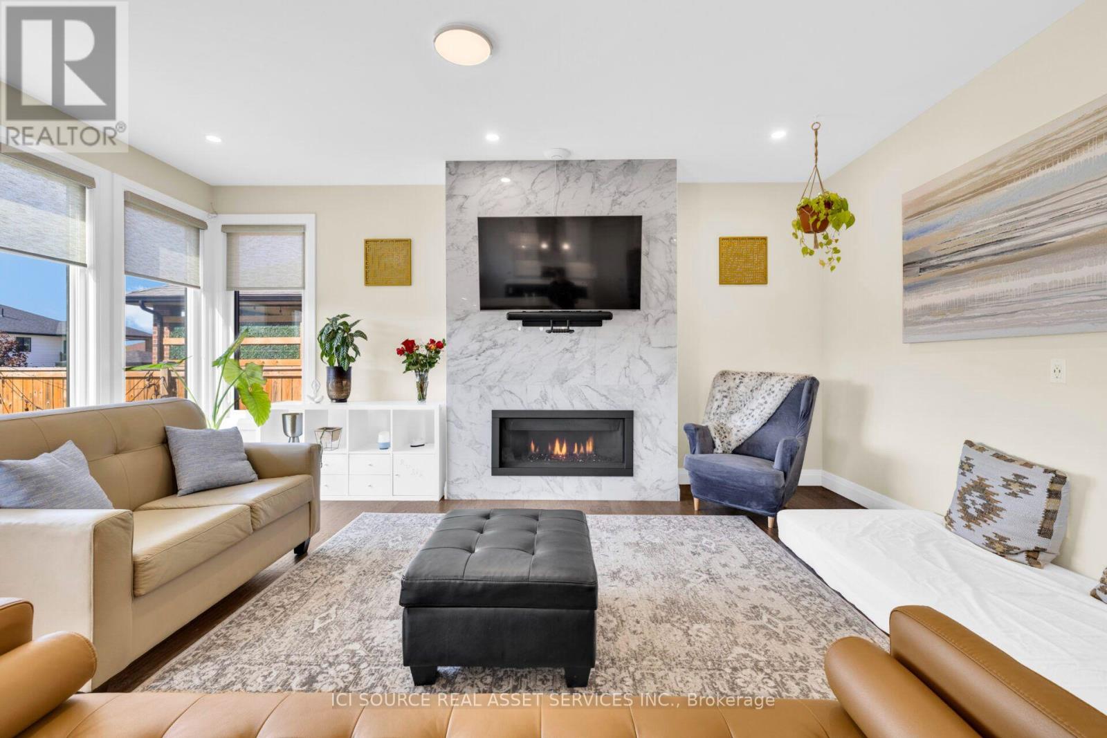 155 WHELAN DRIVE - Image 17