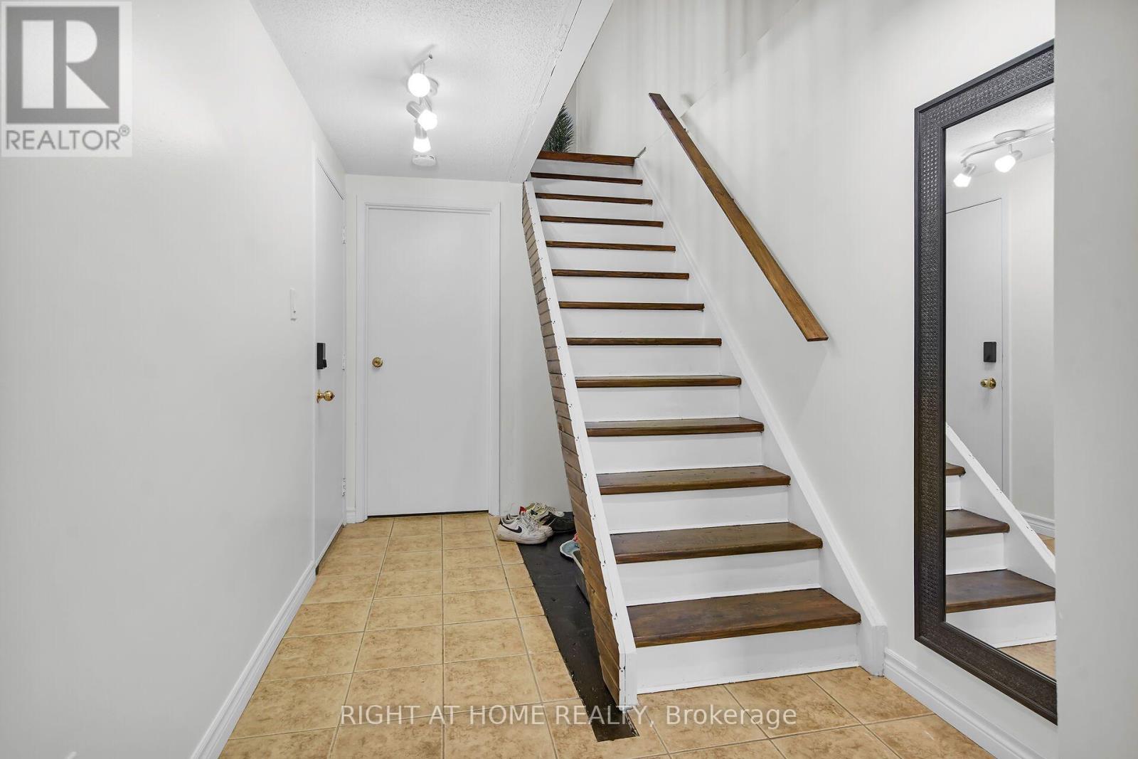 #25 450 POND MILLS ROAD - 11
